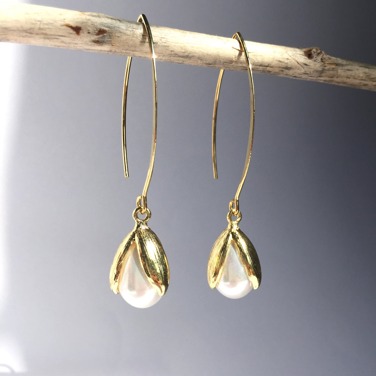 ピアス LAZY DAWN pearl flower hook earring Longhooktulippearldropear6_120
