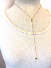 Chevron & Pearl "Y" Necklace on Mannequin 