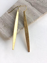Brushed bar Earrings — Gold