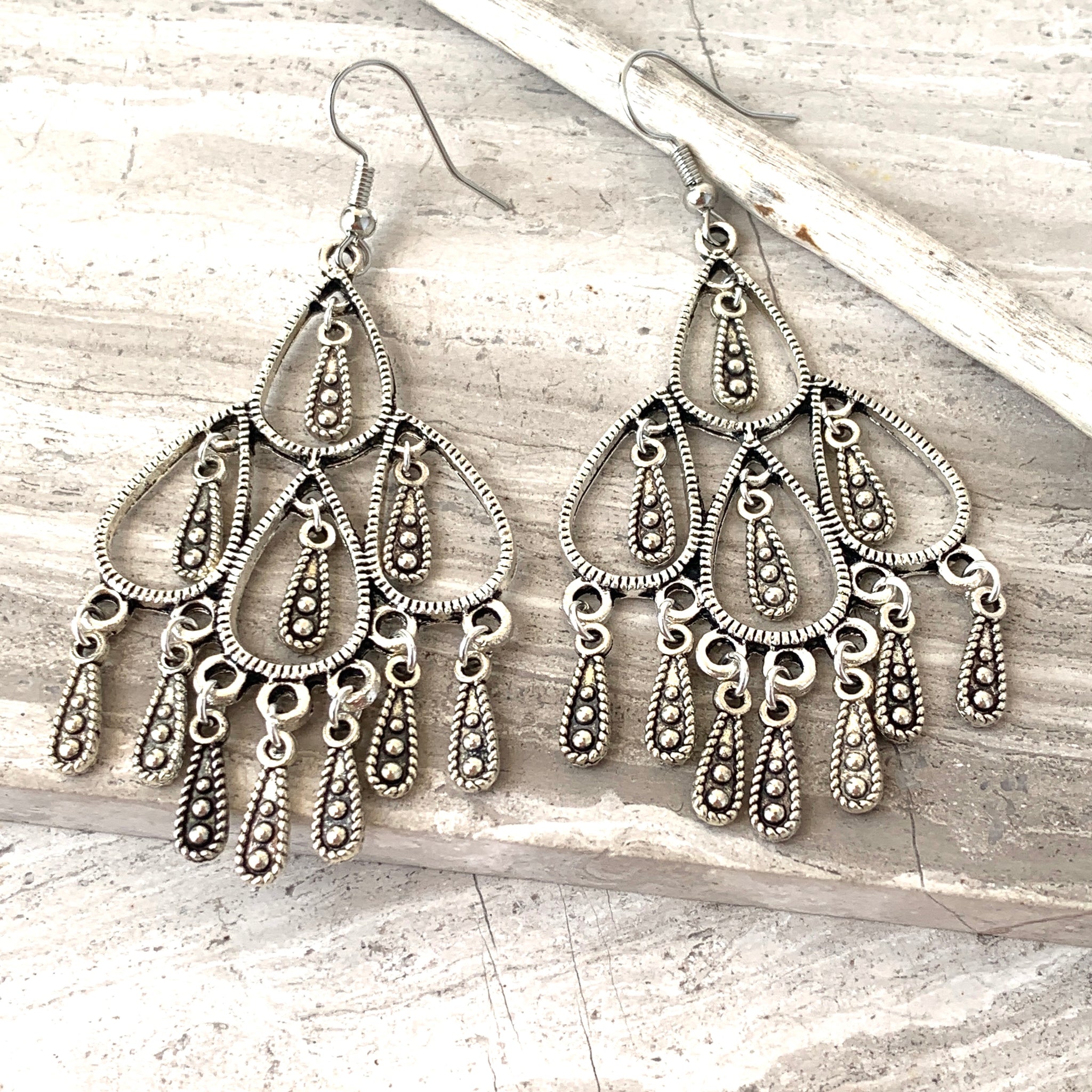 pewterhooter Sparkling Sterling silver drop earrings. Beautiful jewellery in a box. (Capri Blue pewterhooter Sparkling Sterling silver drop earrings. Beautiful jewellery in a box. (Capri Blue