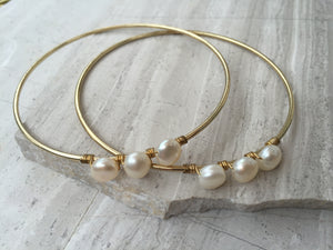 White Pearl — Gold Bangle Bracelet