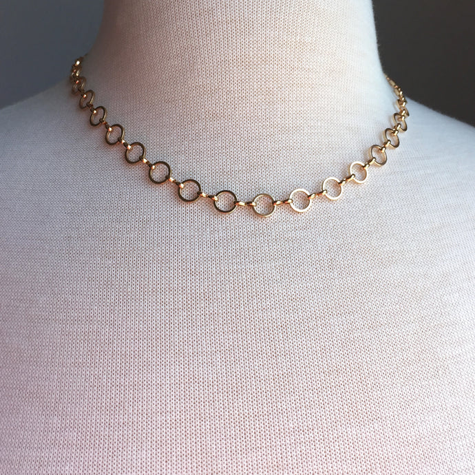Small Golden rings Chain Necklace