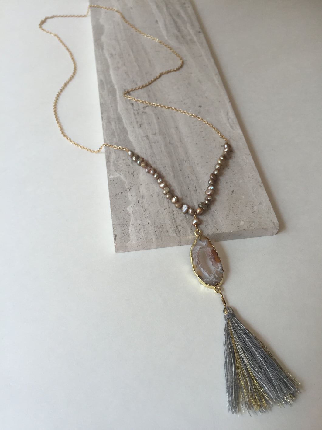 Geode Tassel Necklace long, gold