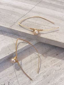 Threader Earrings — Pearl